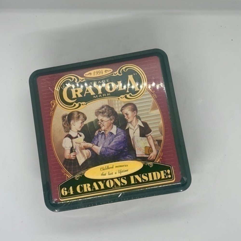 Crayola Collectors Crayons never opened 1994 Vintage